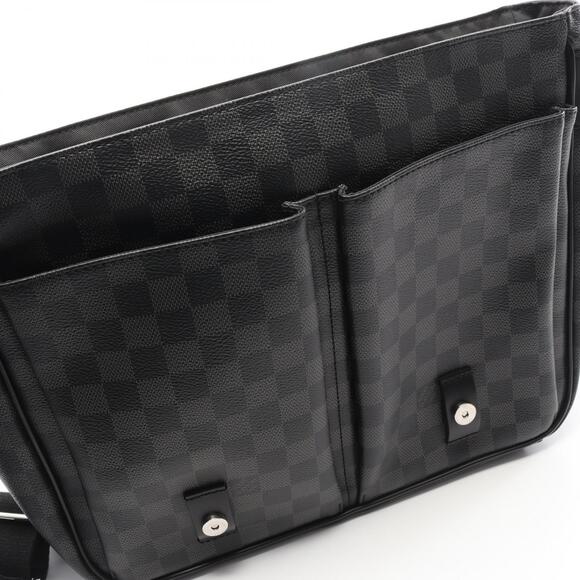 Louis Vuitton Christopher Messenger Shoulder Bag Damier Graphite Black
